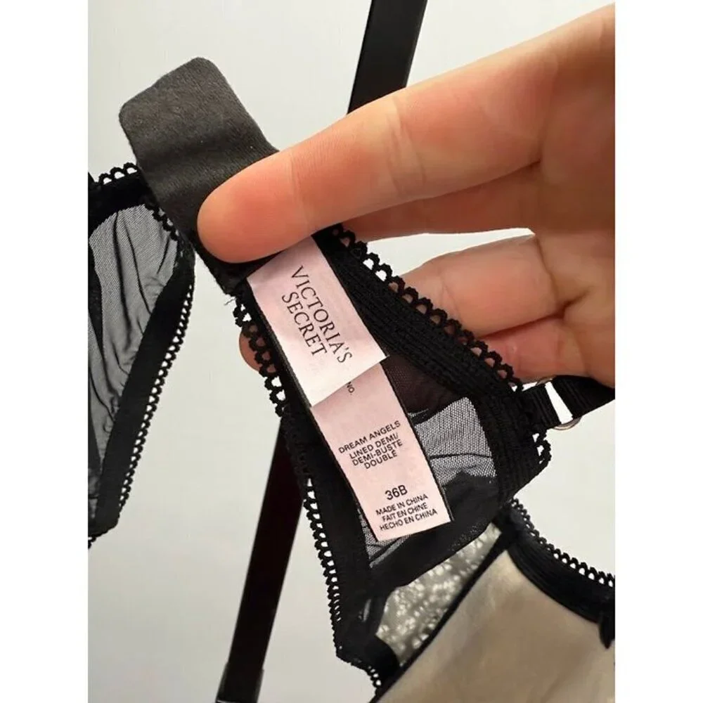 Victoria's Secret Dream Angels Lined Demi Black Lace Bra
